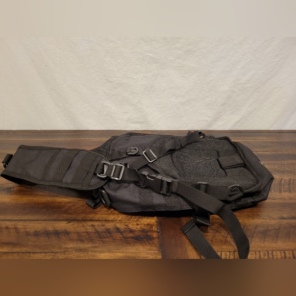 Tactical Sling Backpack - Picture 2 of 4